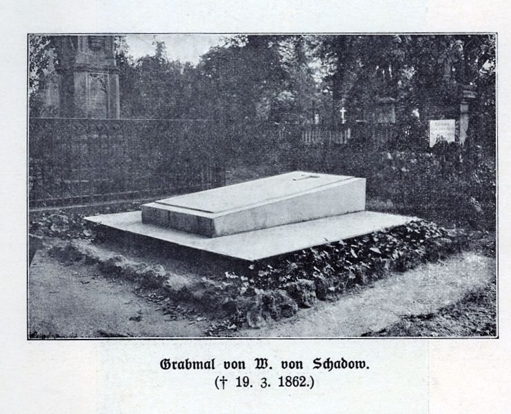 Friedhof,_Grabmal_von_W__von_Schadow